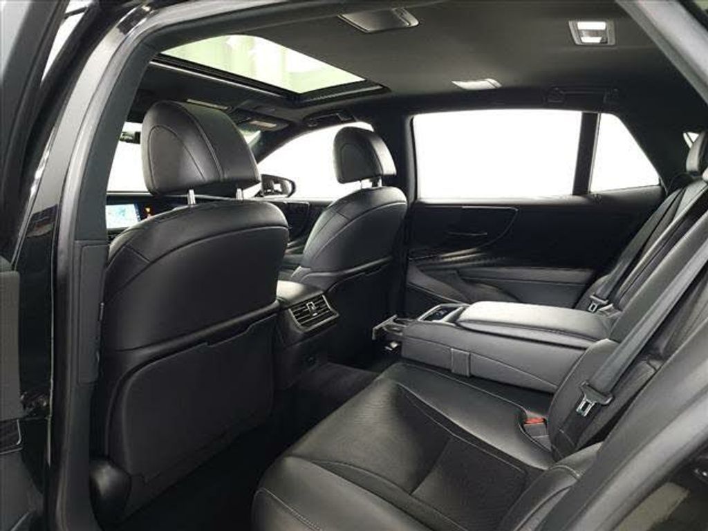 2019 LEXUS LS - photo 46