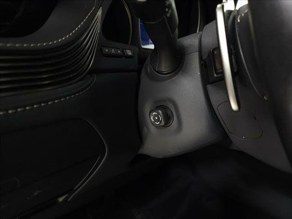2019 LEXUS LS - photo 20