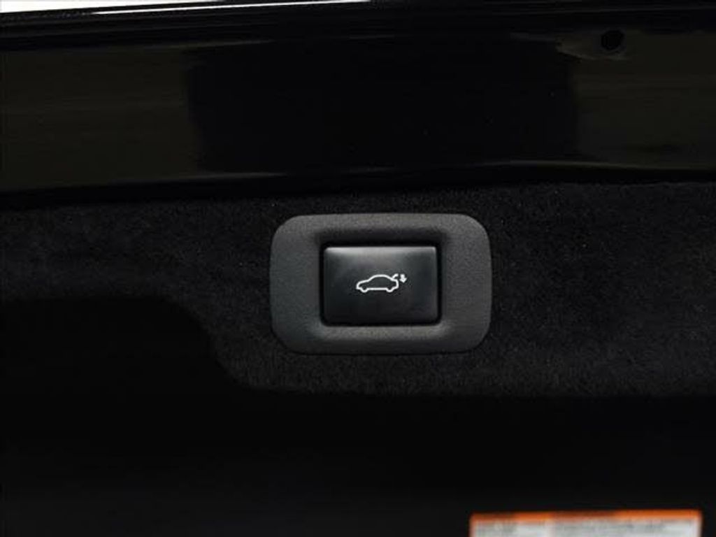 2019 LEXUS LS - photo 9