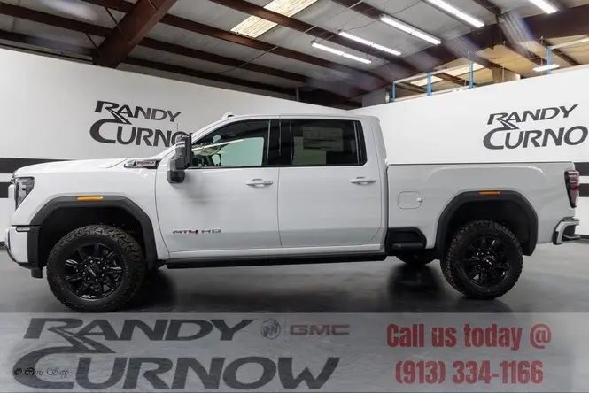 2024 GMC Sierra HD AT4