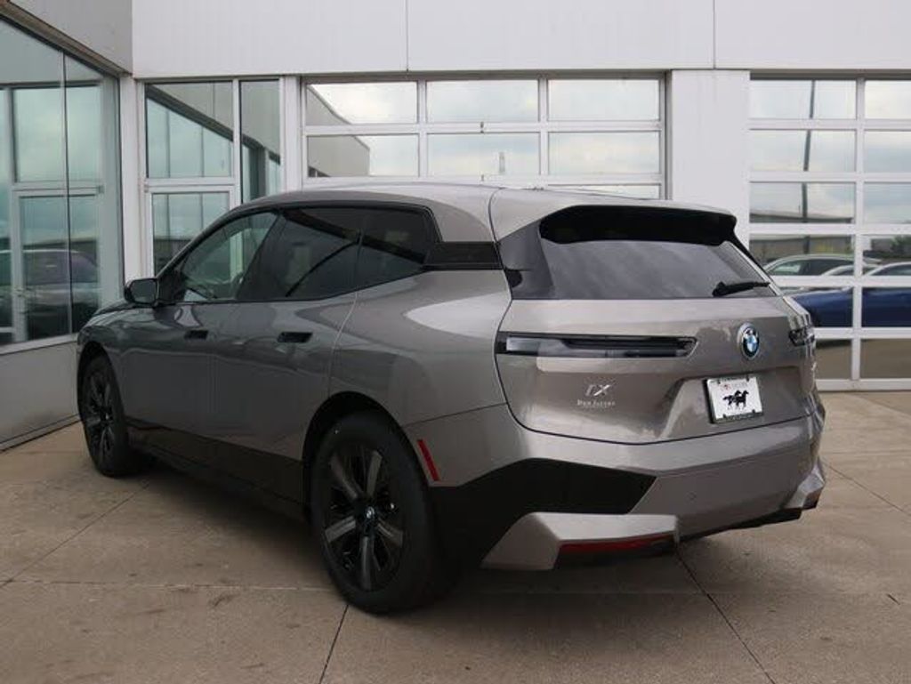 2024 BMW iX - photo 31