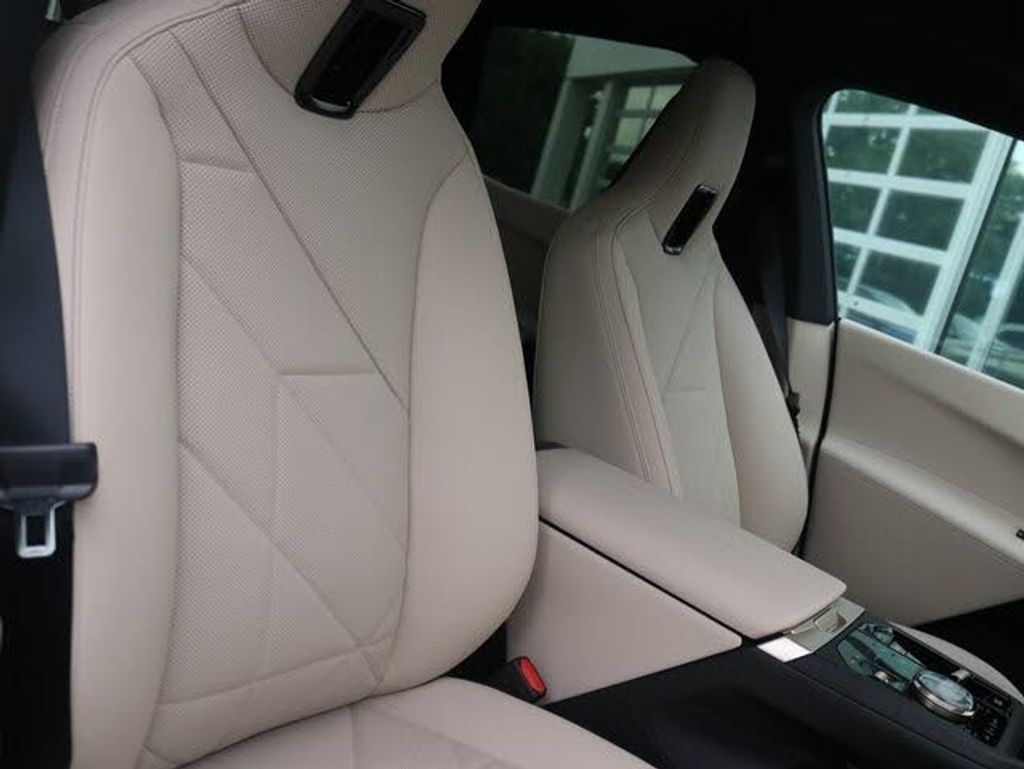 2024 BMW iX - photo 6