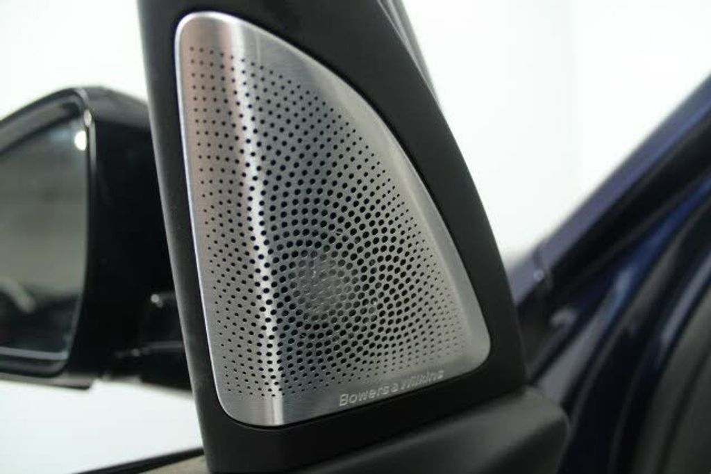 2020 BMW X7 - photo 20