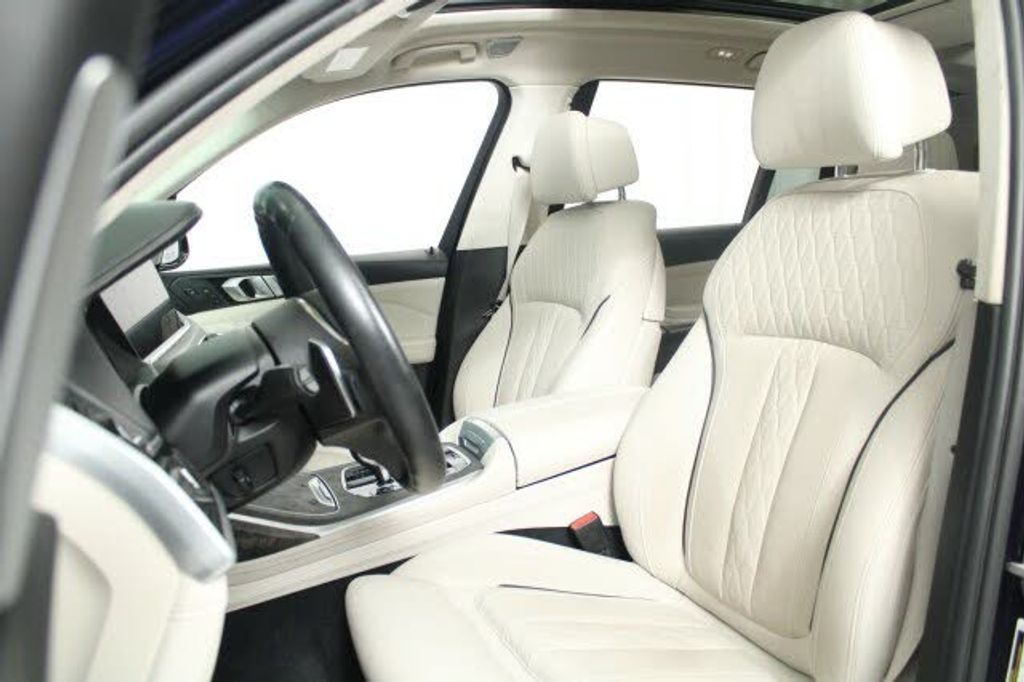 2020 BMW X7 - photo 22