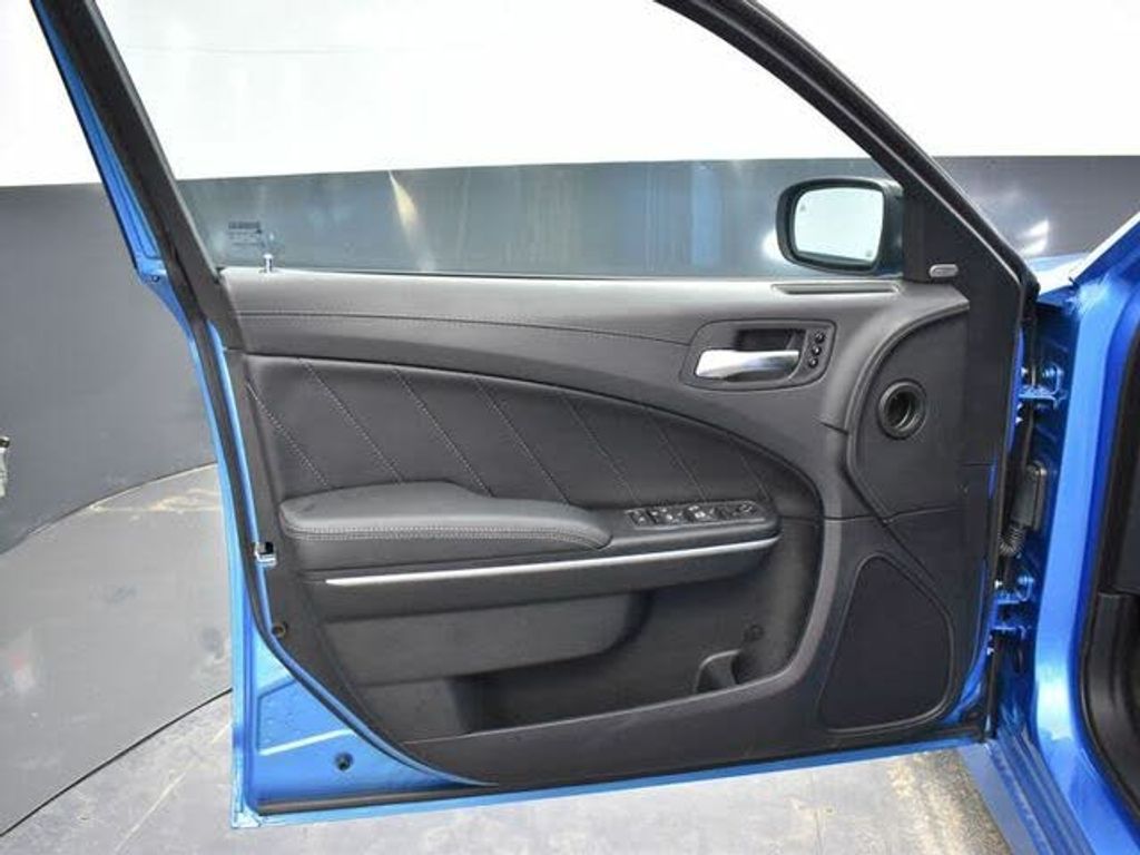 2023 DODGE Charger - photo 10