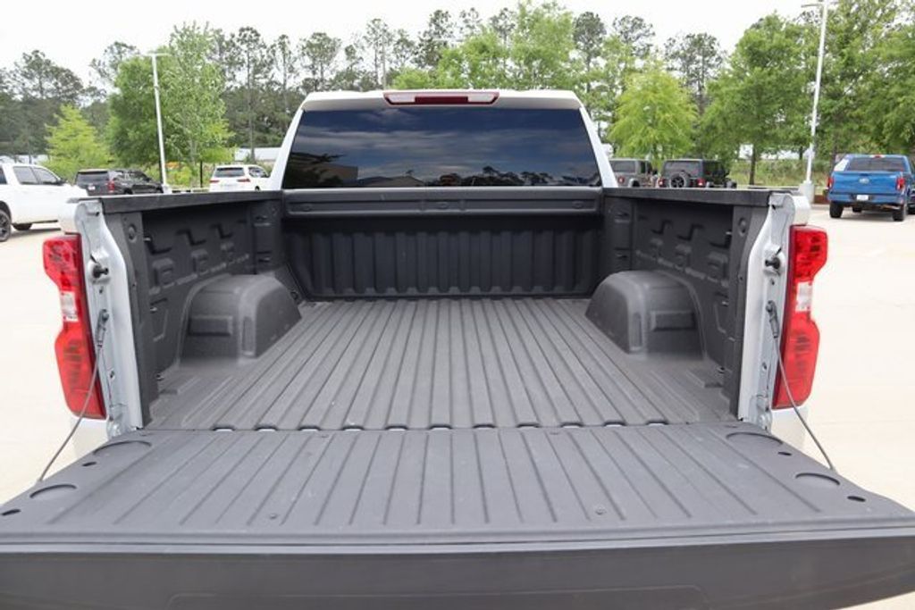 2021 CHEVROLET Silverado - photo 5