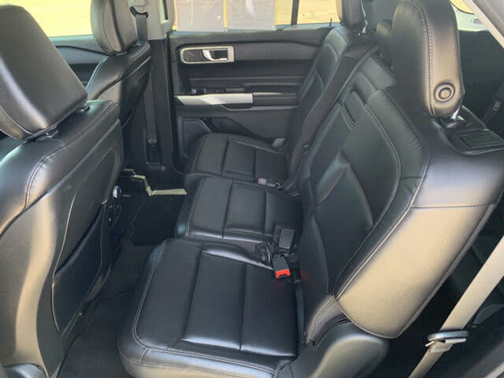 2020 FORD Explorer - photo 16