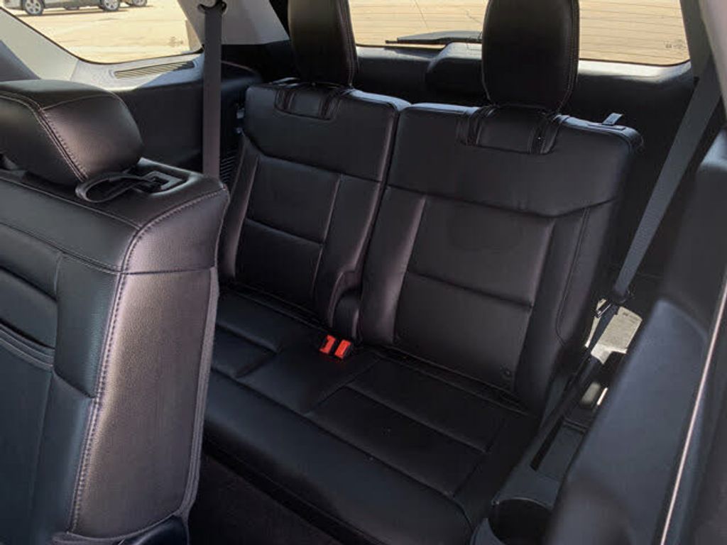 2020 FORD Explorer - photo 17