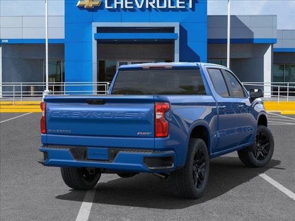 2022 Chevrolet Silverado RST