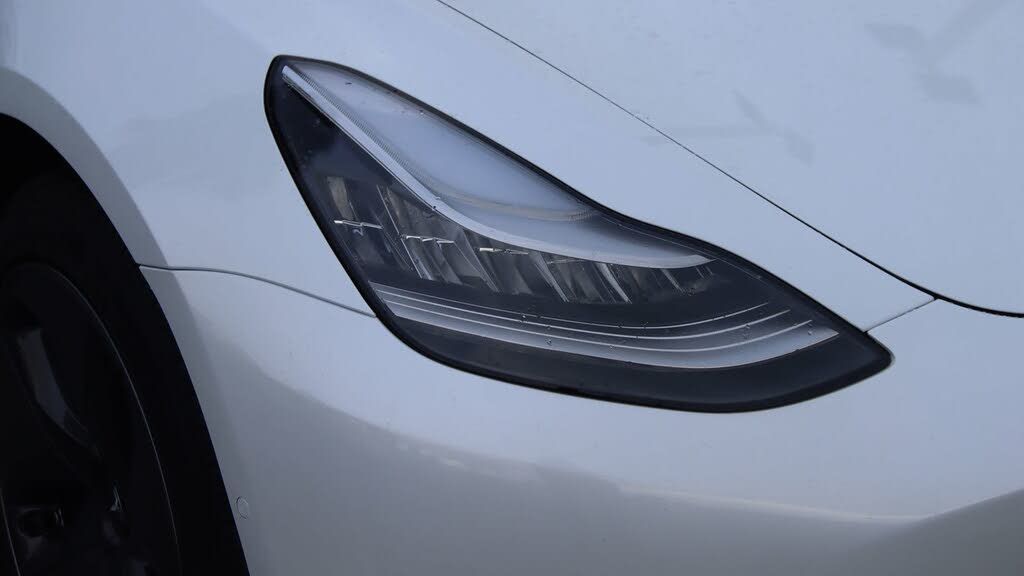 2020 TESLA Model 3 - photo 21