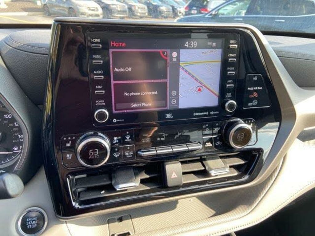 2020 TOYOTA Highlander - photo 13