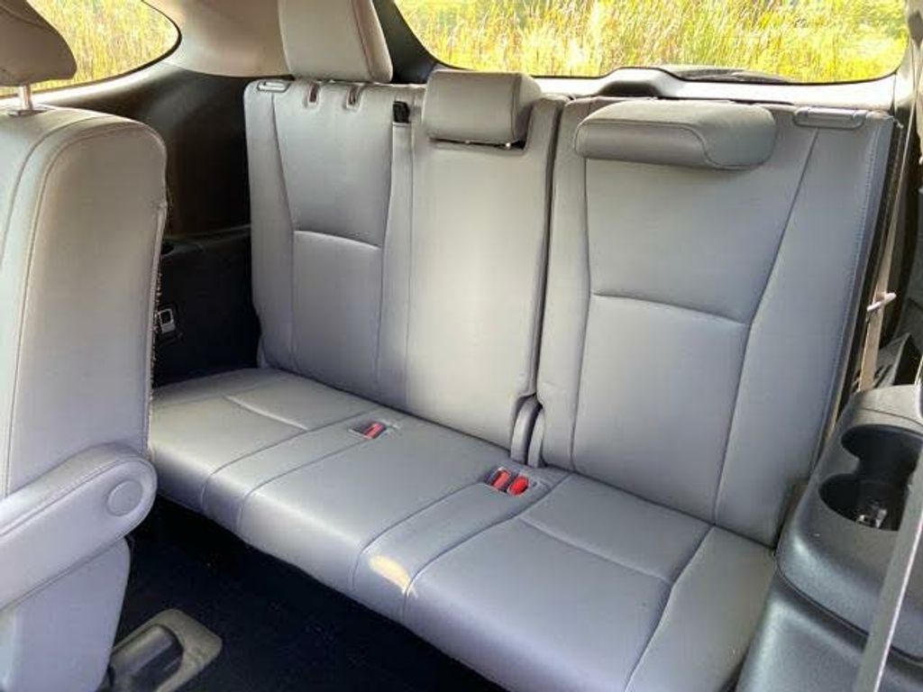 2020 TOYOTA Highlander - photo 19