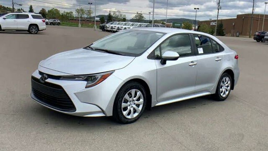 2023 TOYOTA Corolla - photo 4