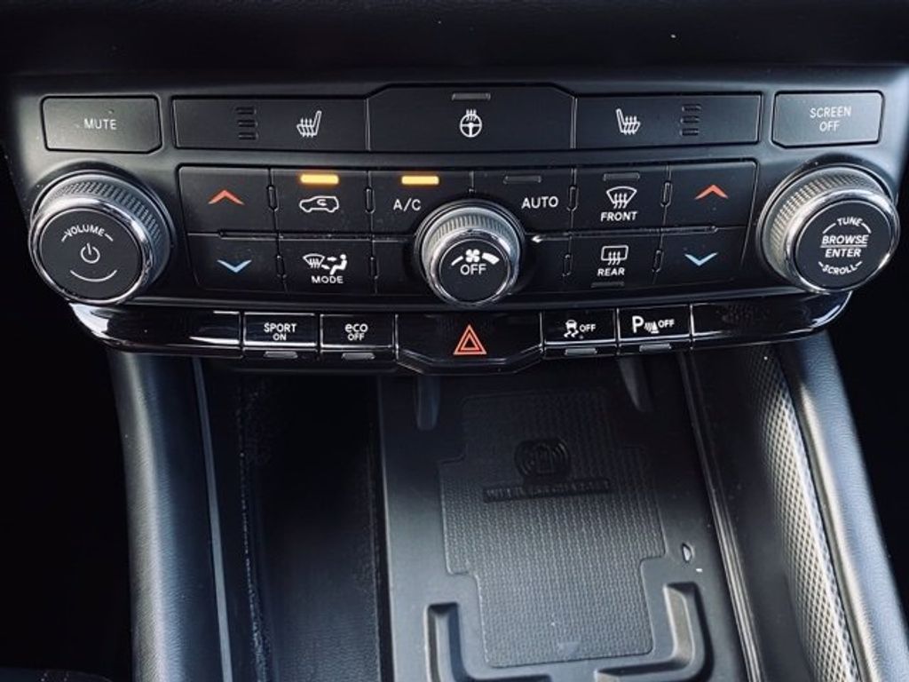 2021 DODGE Durango - photo 24