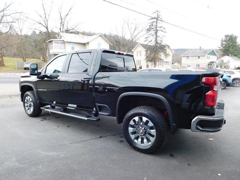 2024 Chevrolet Silverado HD LT