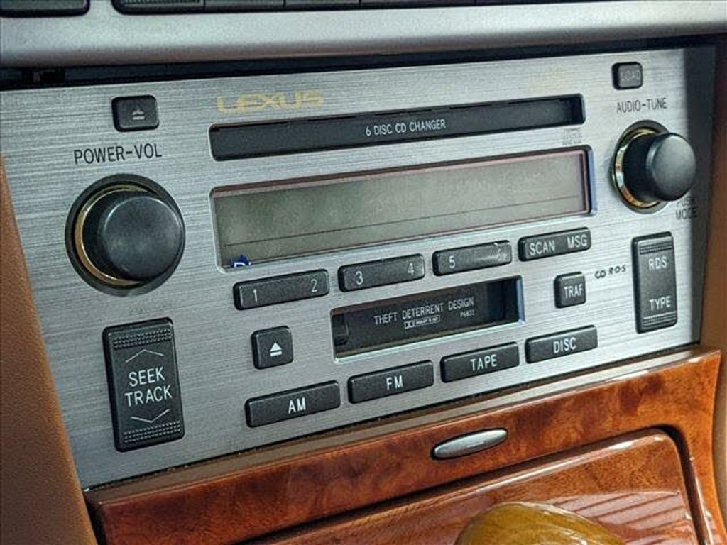 2003 LEXUS SC - photo 16