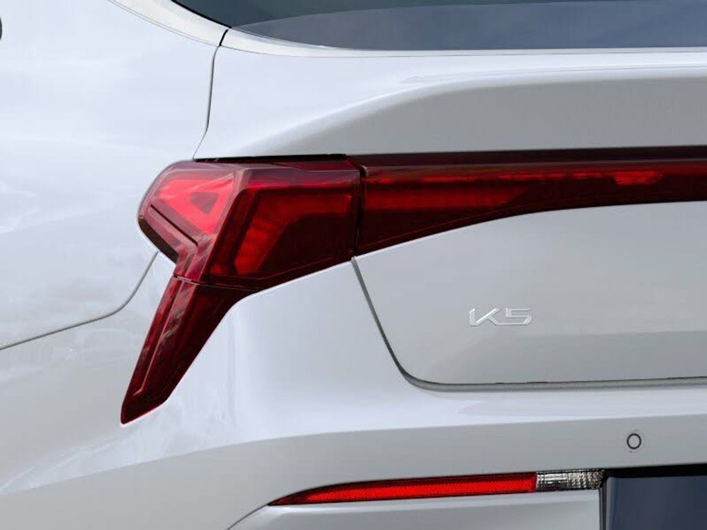 2025 KIA K5 - photo 11