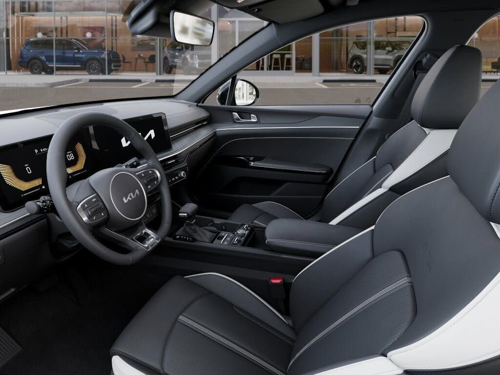 2025 KIA K5 - photo 17