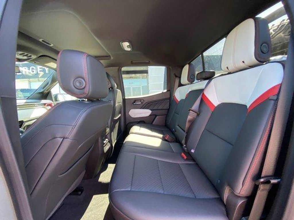 2024 GMC Canyon - photo 26