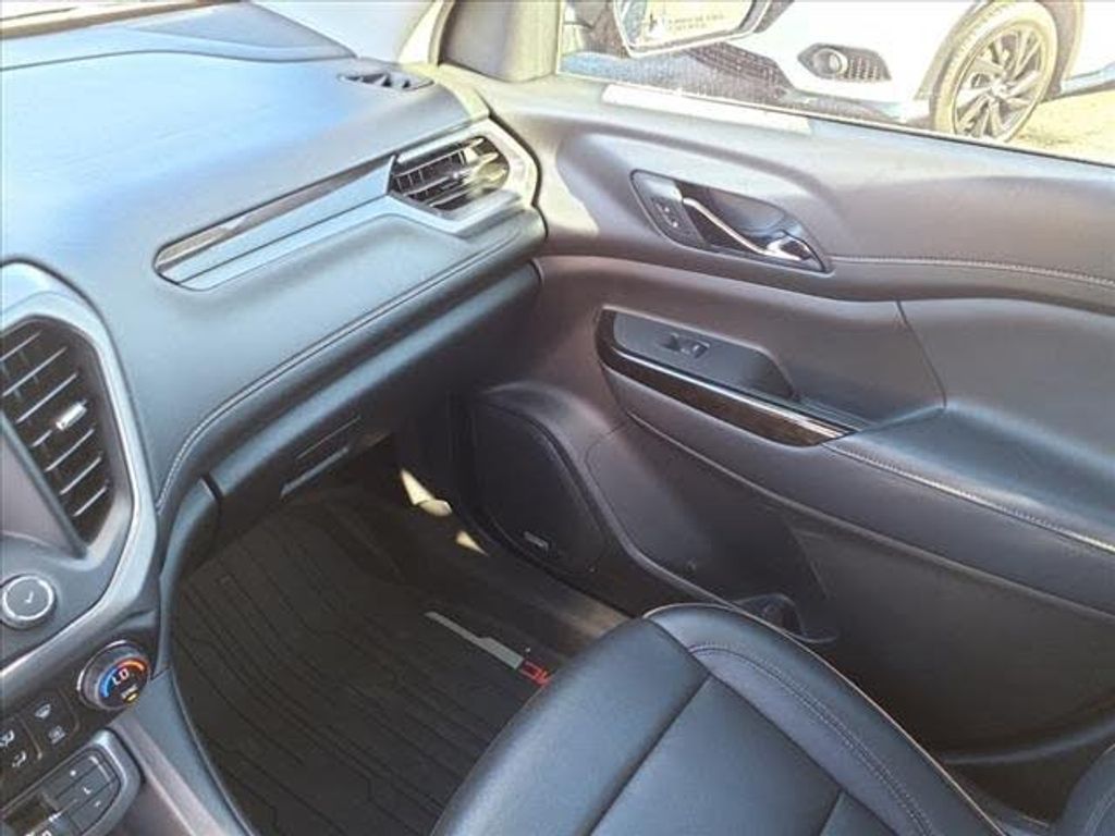 2021 GMC Acadia - photo 24