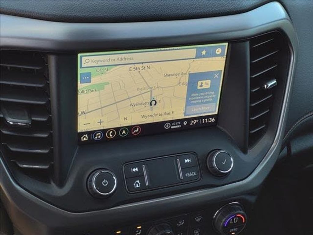 2021 GMC Acadia - photo 20