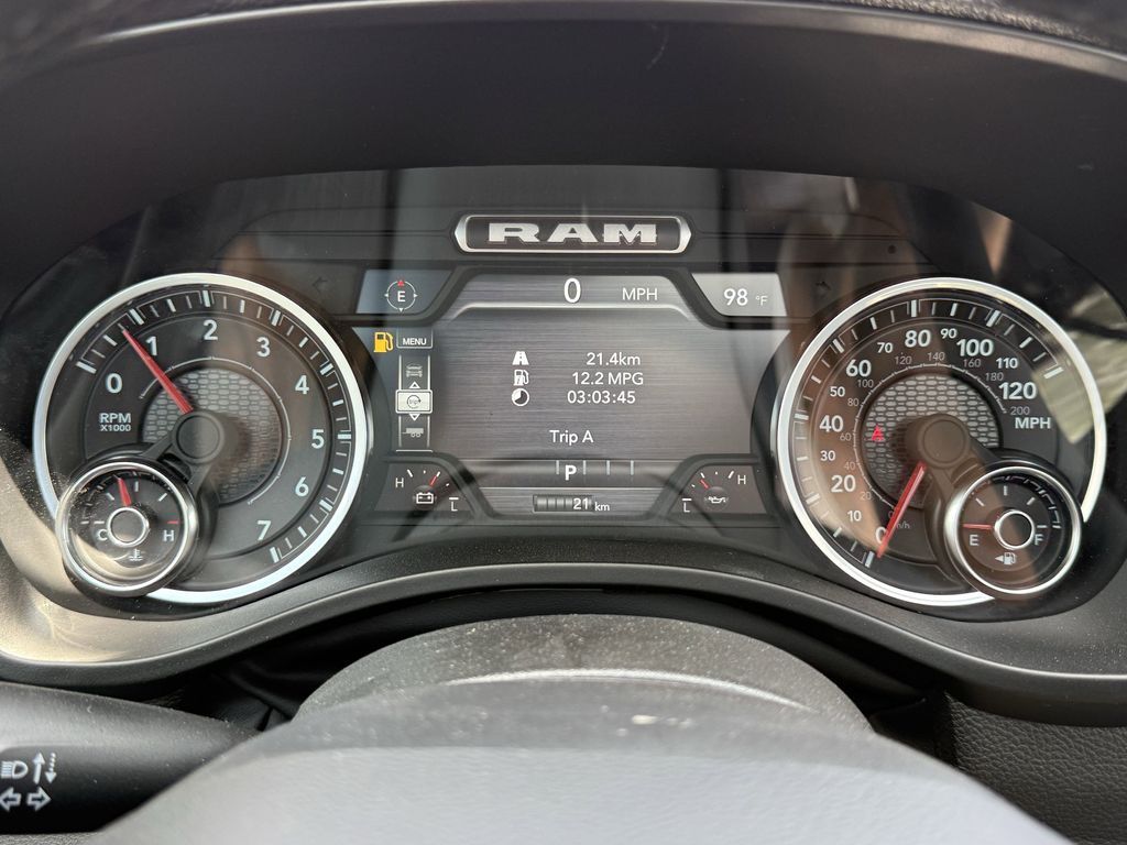 2025 RAM 1500 - photo 28
