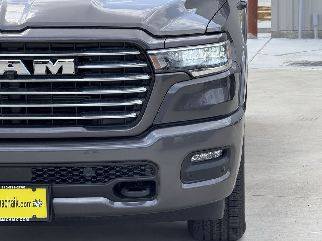 2025 RAM 1500 - photo 8