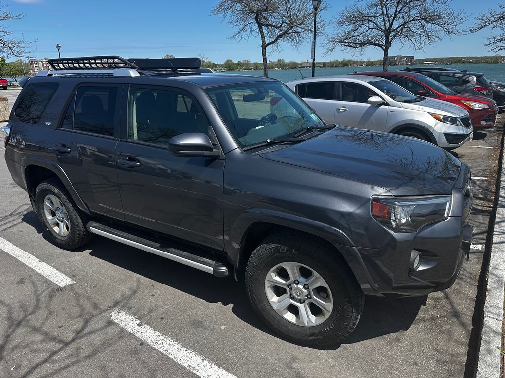 2016 TOYOTA 4Runner Base Grade for sale at private seller