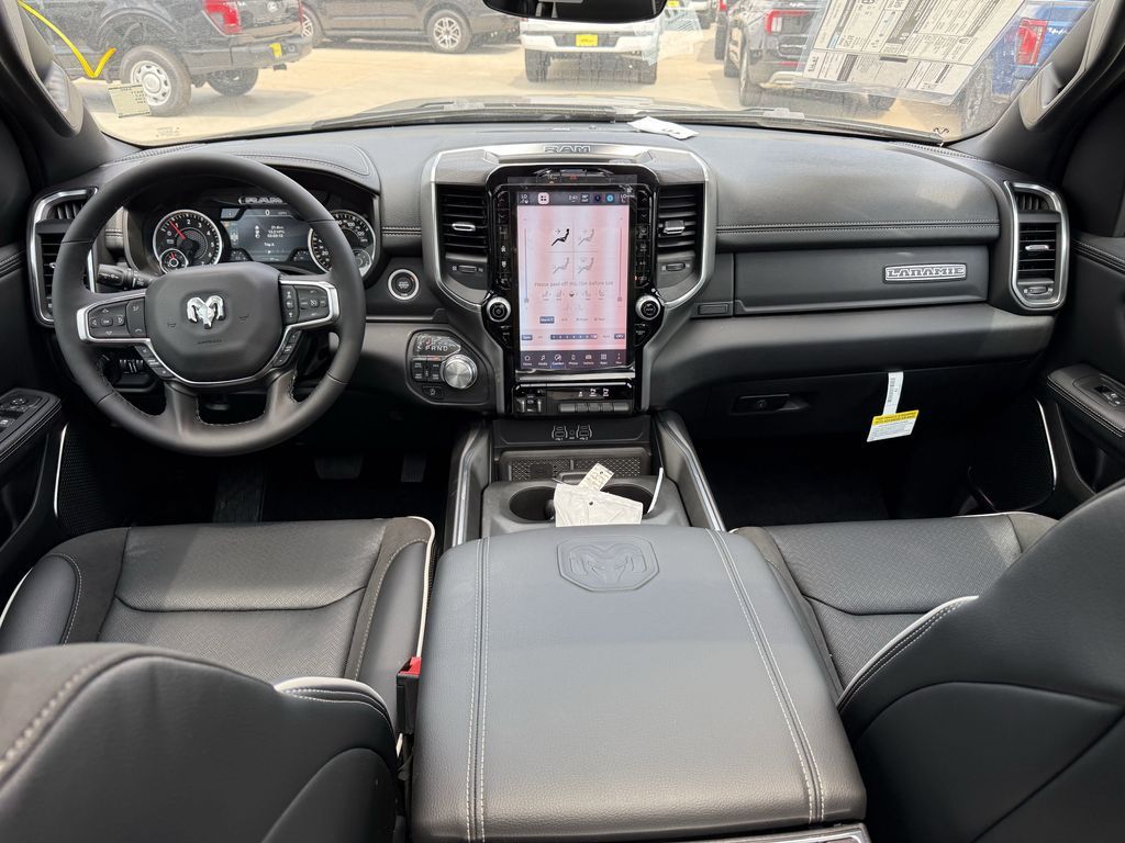 2025 RAM 1500 - photo 19