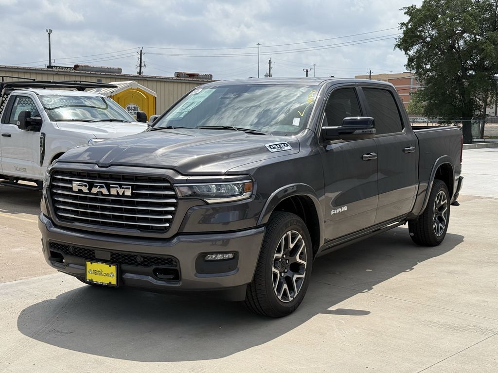 2025 RAM 1500 - photo 4