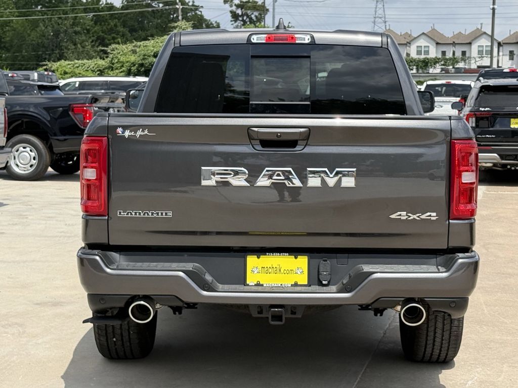 2025 RAM 1500 - photo 6