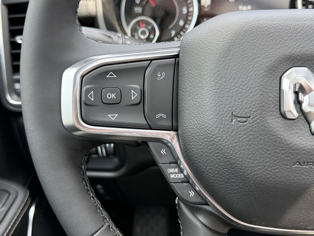 2025 RAM 1500 - photo 21