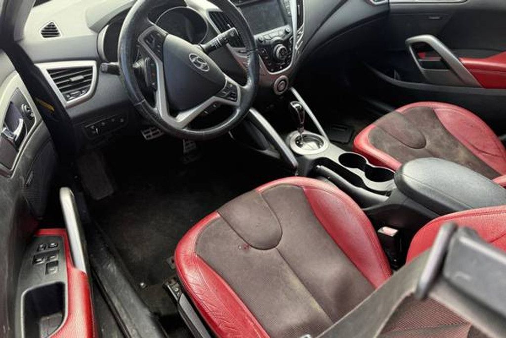 2012 HYUNDAI Veloster - photo 3