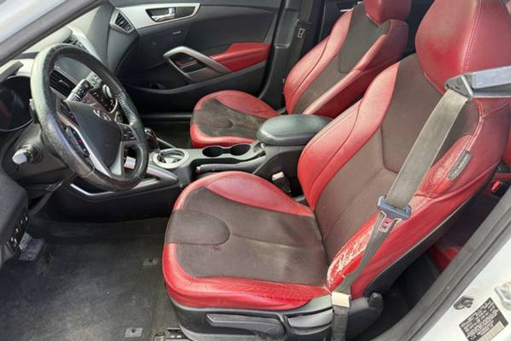 2012 HYUNDAI Veloster - photo 5