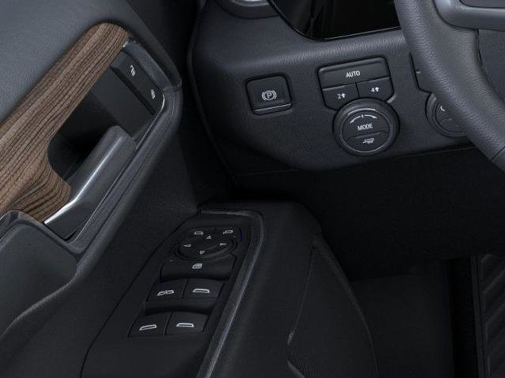 2025 CHEVROLET Silverado - photo 22