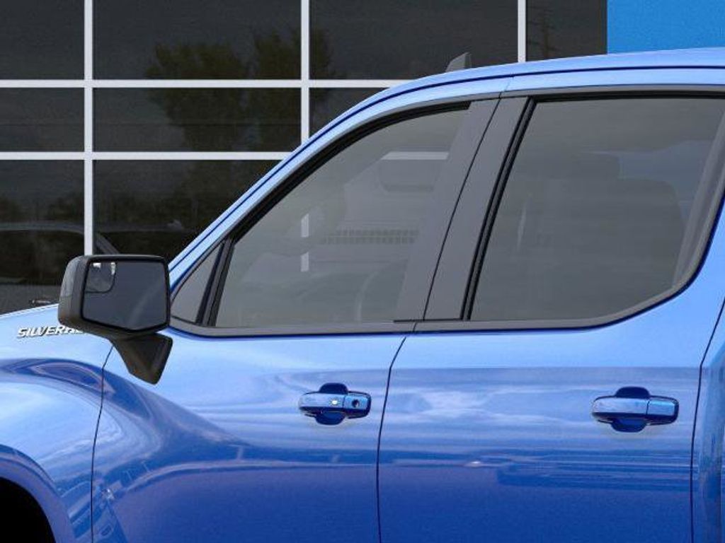 2025 CHEVROLET Silverado - photo 12