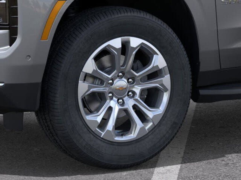 2025 CHEVROLET Suburban - photo 22