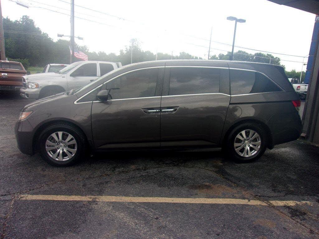 2016 HONDA Odyssey - photo 2