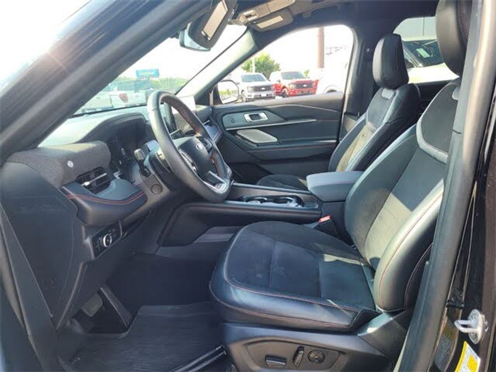 2025 FORD Explorer - photo 5
