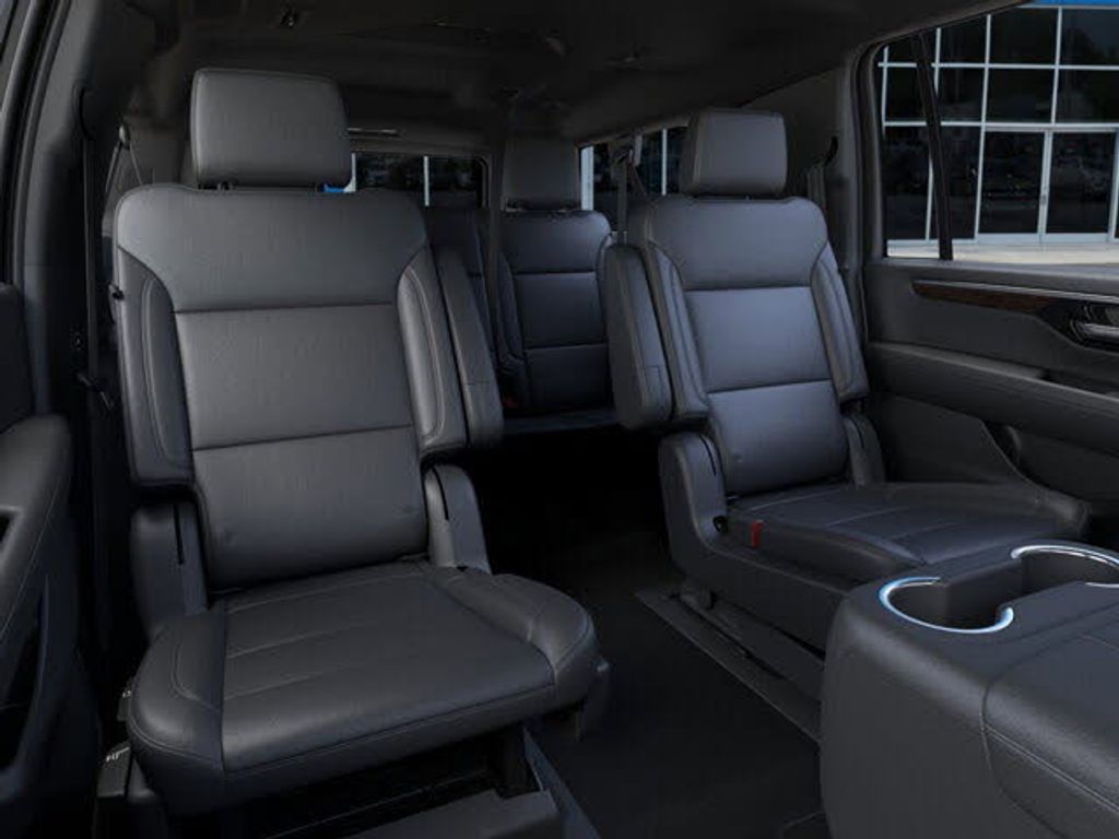 2025 CHEVROLET Suburban - photo 37