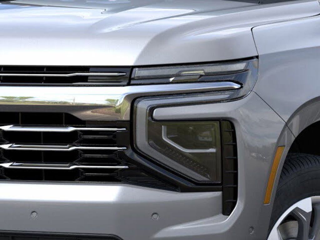 2025 CHEVROLET Suburban - photo 24