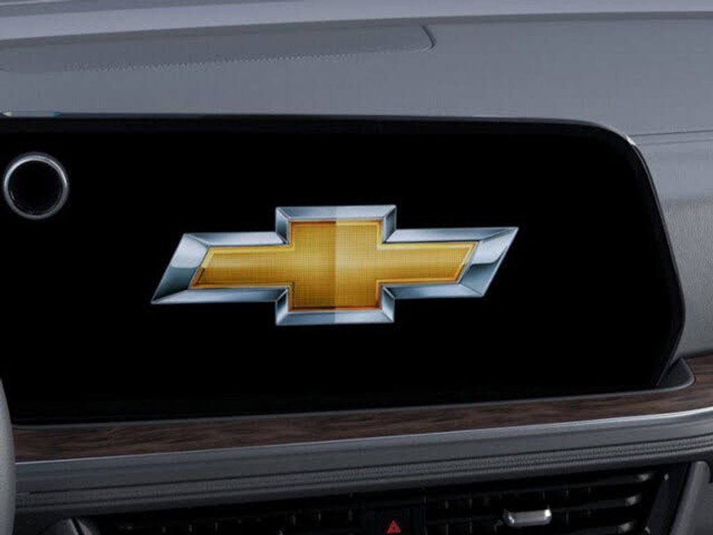 2025 CHEVROLET Suburban - photo 40