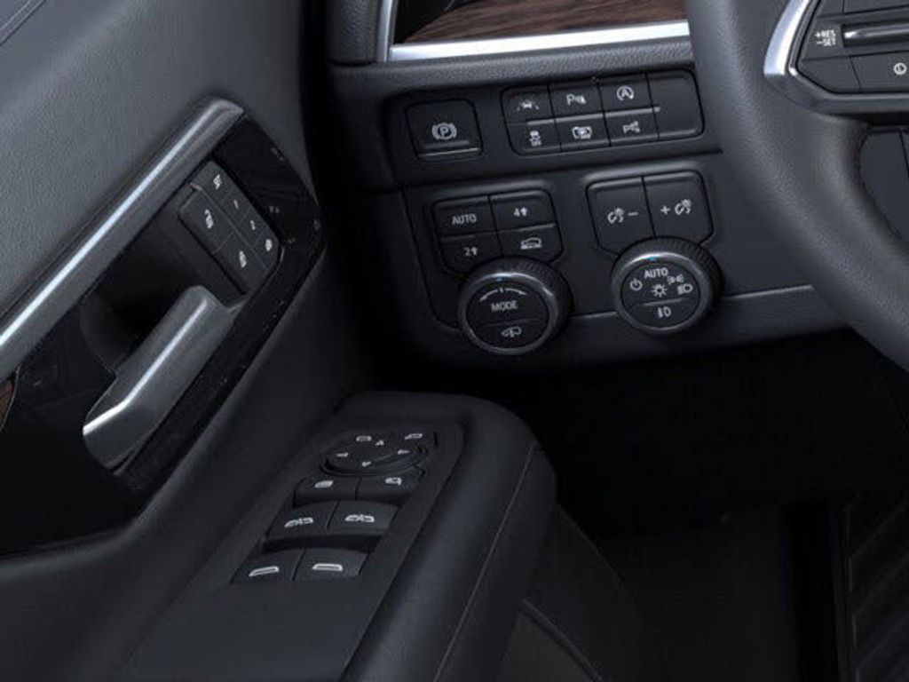 2025 CHEVROLET Suburban - photo 42