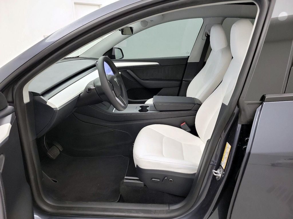 2023 TESLA Model Y - photo 14