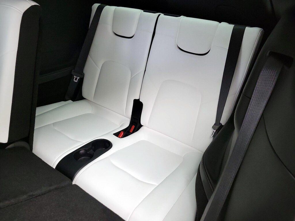 2023 TESLA Model Y - photo 25