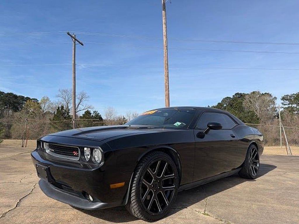 2014 DODGE Challenger - main photo