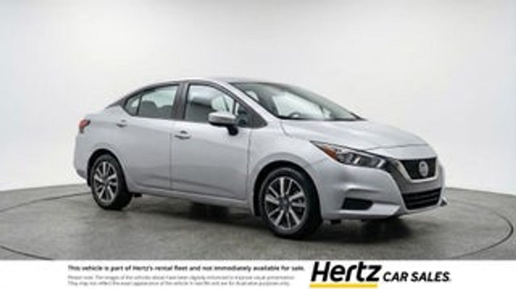 2025 Nissan Versa SV