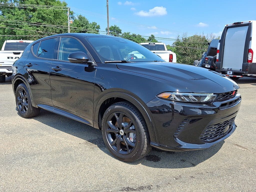 2025 Dodge Hornet R T