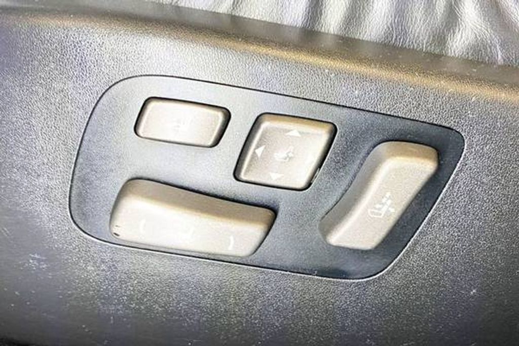 2008 LEXUS LS - photo 18