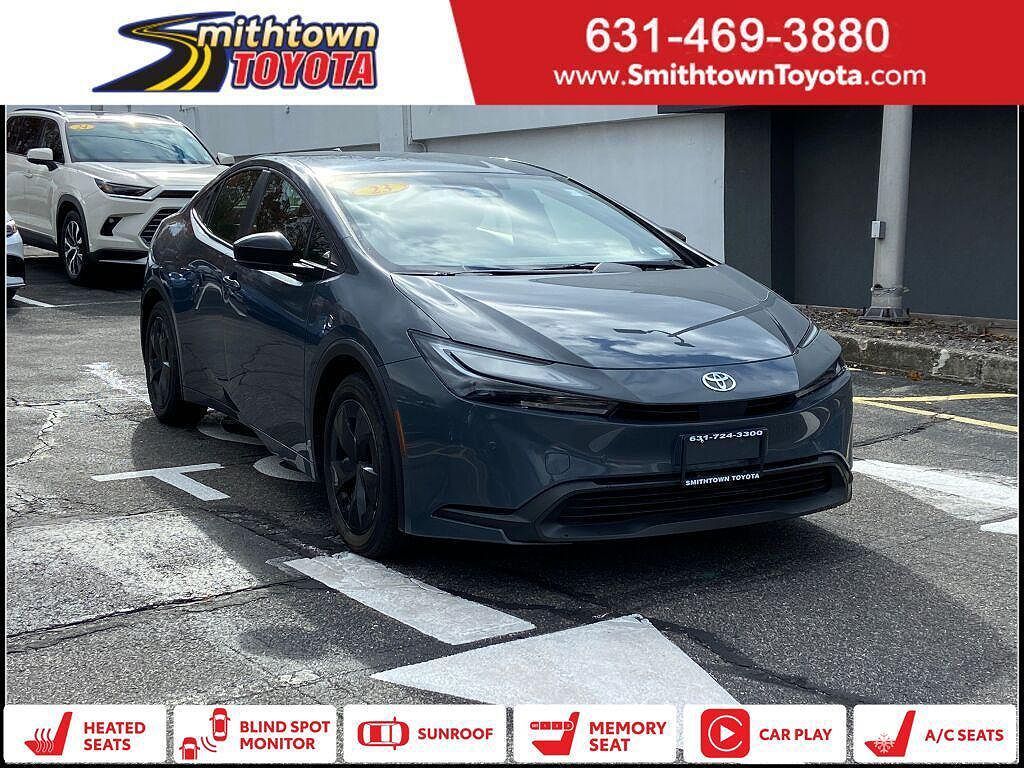 2024 Toyota Prius XLE